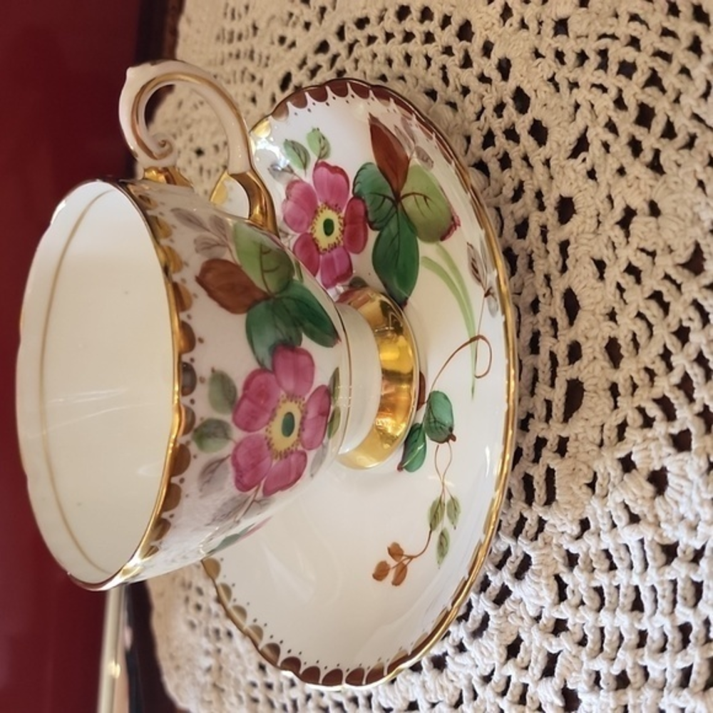 Tuscan fine bone china cup an saucer‎